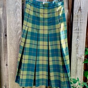 Vintage Pringle of Scotland wool skirt